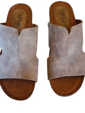 EuroSoft by Sofft Galla Taupe Grey Comfort Slide Sandals Women’s Size 10M